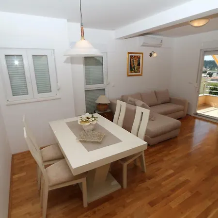 Apartment Modern